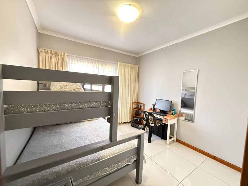 3 Bedroom Property for Sale in Die Wingerd Western Cape